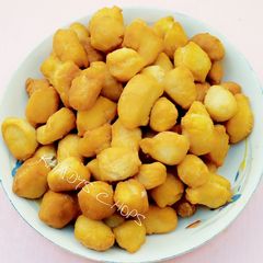 A picture of Chin chin.