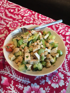 A picture of Mint and lime chicken and chickpea salad.