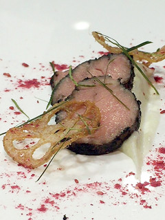 Una foto de Solomillo de cerdo blanco, coliflor y curry