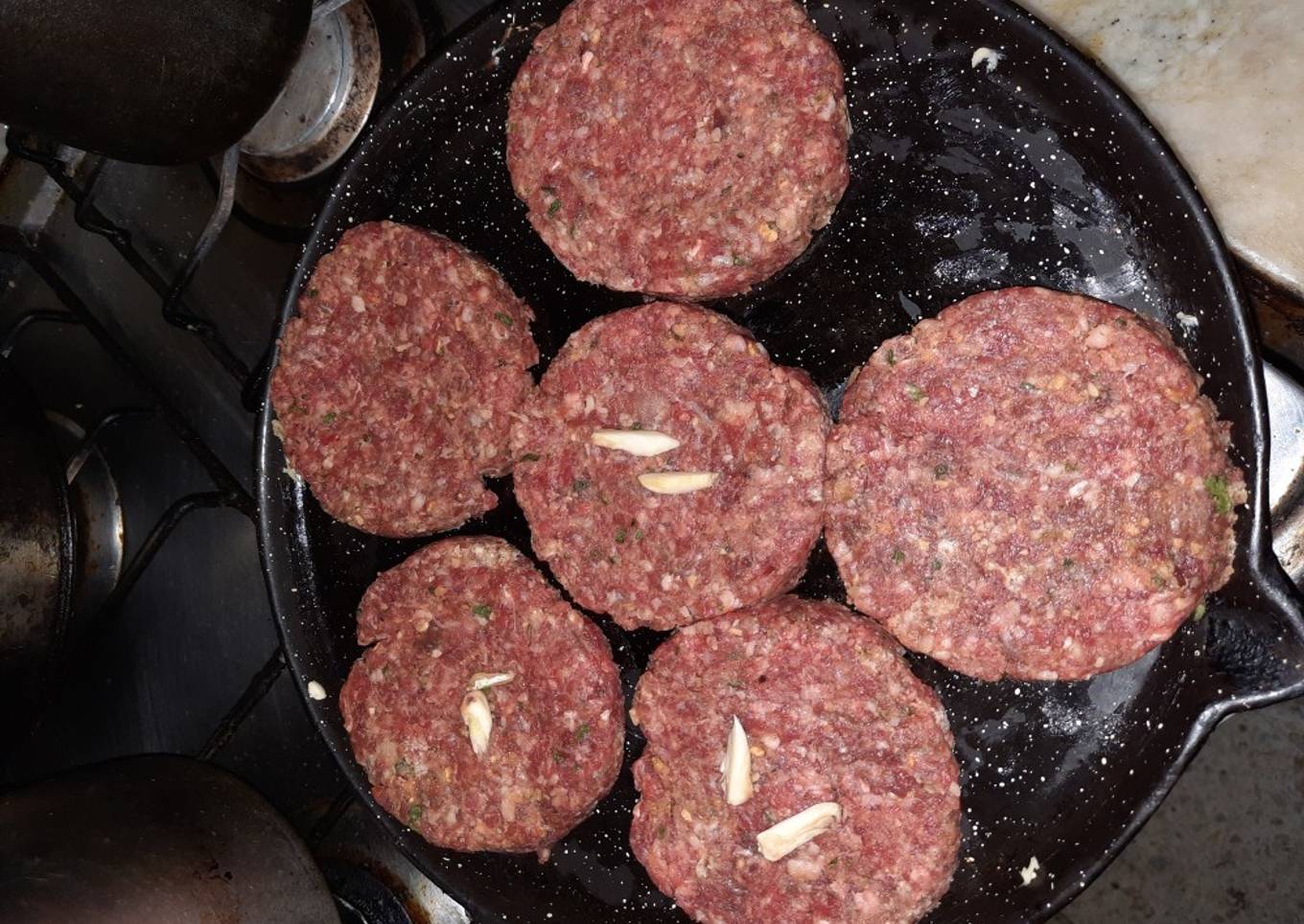Hamburguesas caseras con papines