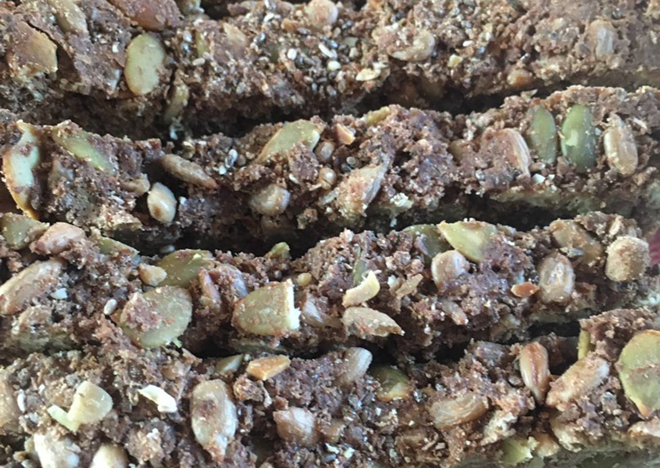 Keto-friendly vegetarian bread from GF seeds