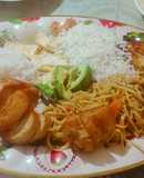 Espagueti de vegetales y pollo
