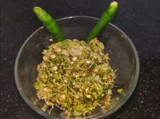 A picture of green chilli garlic