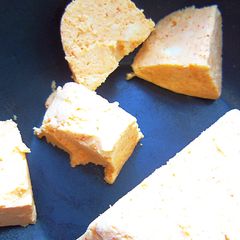 A picture of Chilli flavoured Cottage cheese.