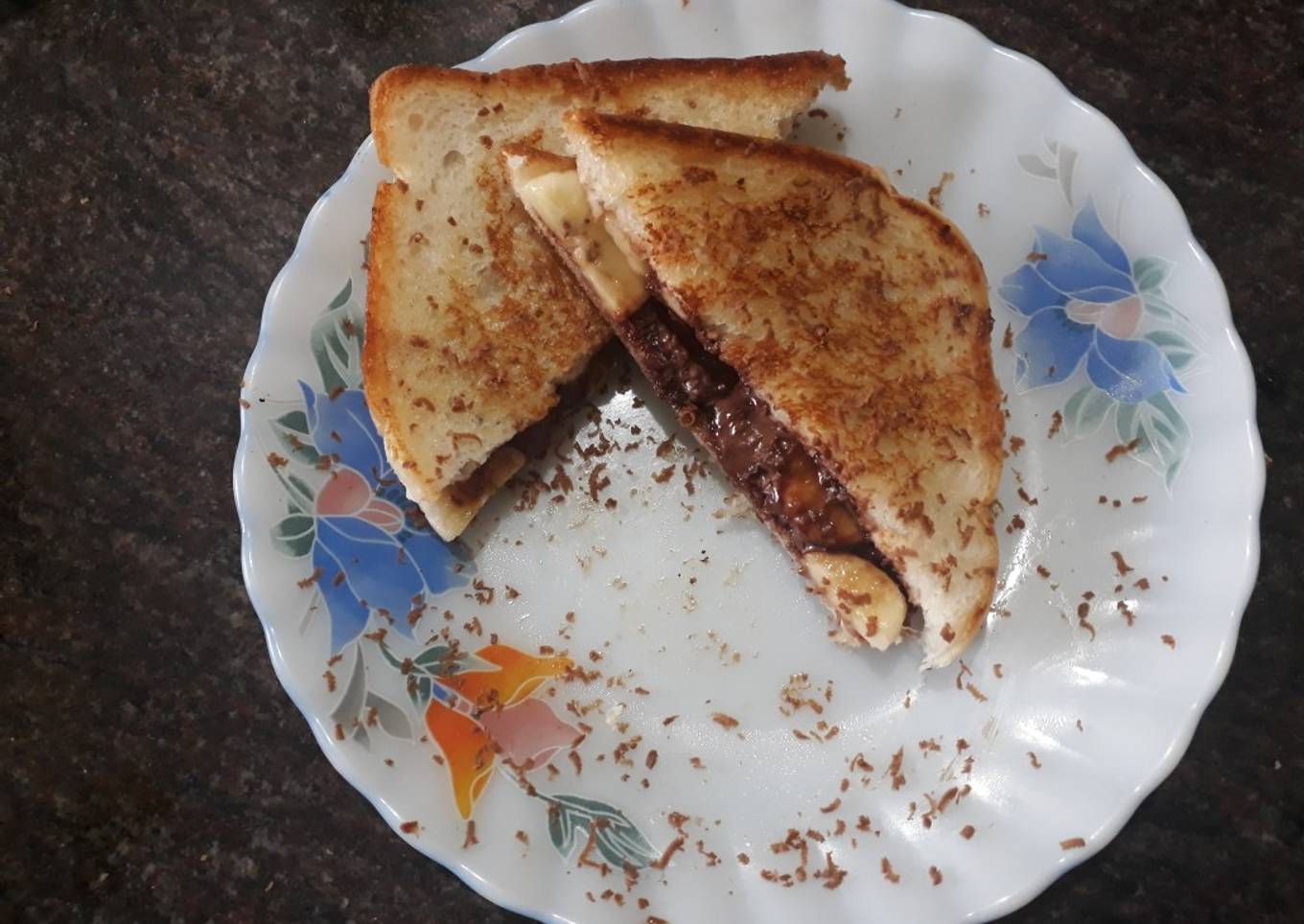 Nutella Banana Toast