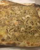 Pizza de tartufi e funghi y quesos variados😋