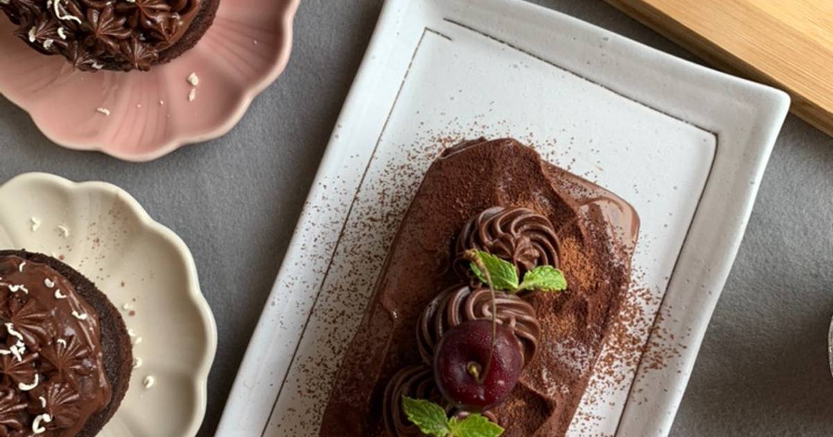 Dutch Oven Double Chocolate Cake Recipe – Sunset Magazine