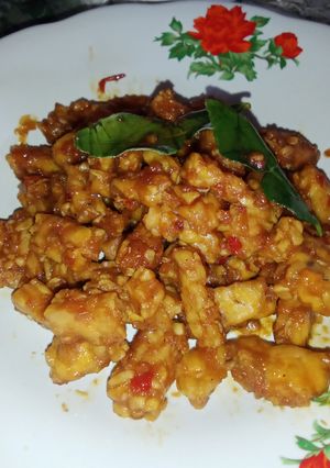 Foto resep Tempe Orek Daun Jeruk Pedas Manis Dan Simpel