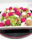Ensalada frutal con queso Burgo de Arias 0% grasa para mantener la linea