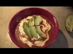 Una foto de Riquísima sopa de tortilla mexicana