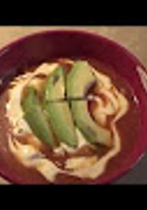 Una foto de Riquísima sopa de tortilla mexicana