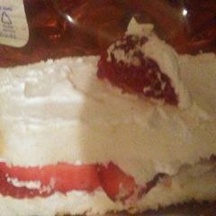 Strawberry cake A picture of Strawberry cake.