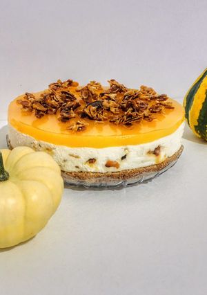 Foto di Profumo d’autunno - Cheesecake senza lattosio con gelèe al mandarino e mandorle caramellate