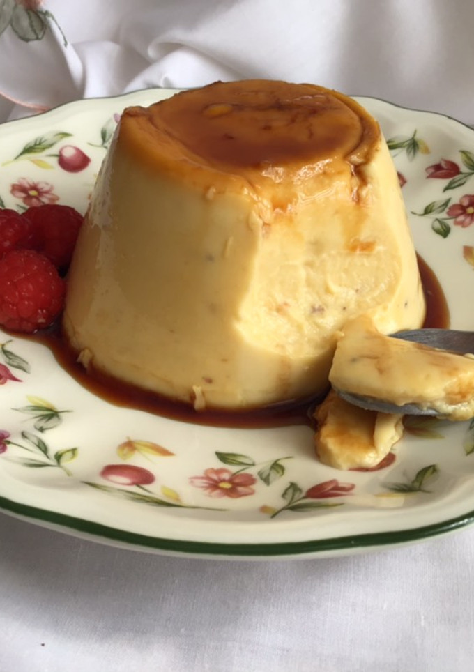 Una foto de Flan de turrón