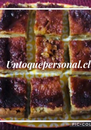 Una foto de Colegiales (budín de pan)
