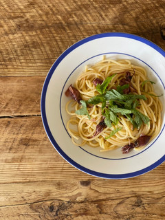 A picture of 🍝 Firefly squid - Hotaru ika - in aglio olio e pepperoncino.