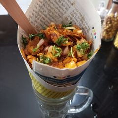 A picture of Chana jor garam chaat.