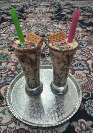 عکسی از دستور میلک شیک موز🍌بستنی😋