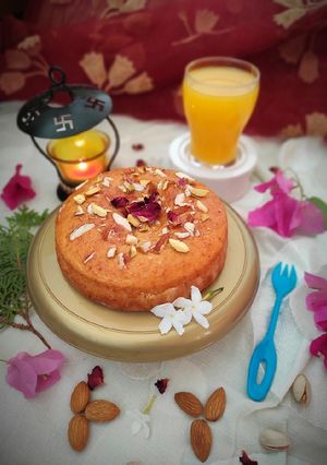 માવા ડ્રાયફ્રુટ કેક (Mava Dryfruit Cake Recipe In Gujarati) રેસીપી મુખ્ય ફોટો