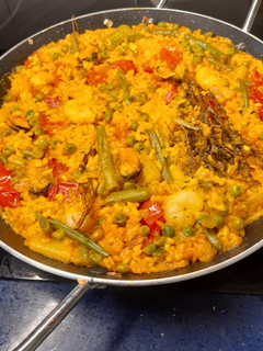 Una foto de Paella de tomillo y verduras