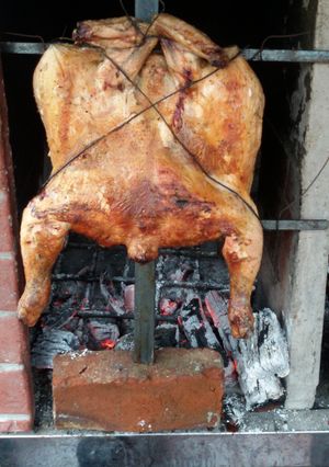 Una foto de Pollo al Asador o a la Cruz