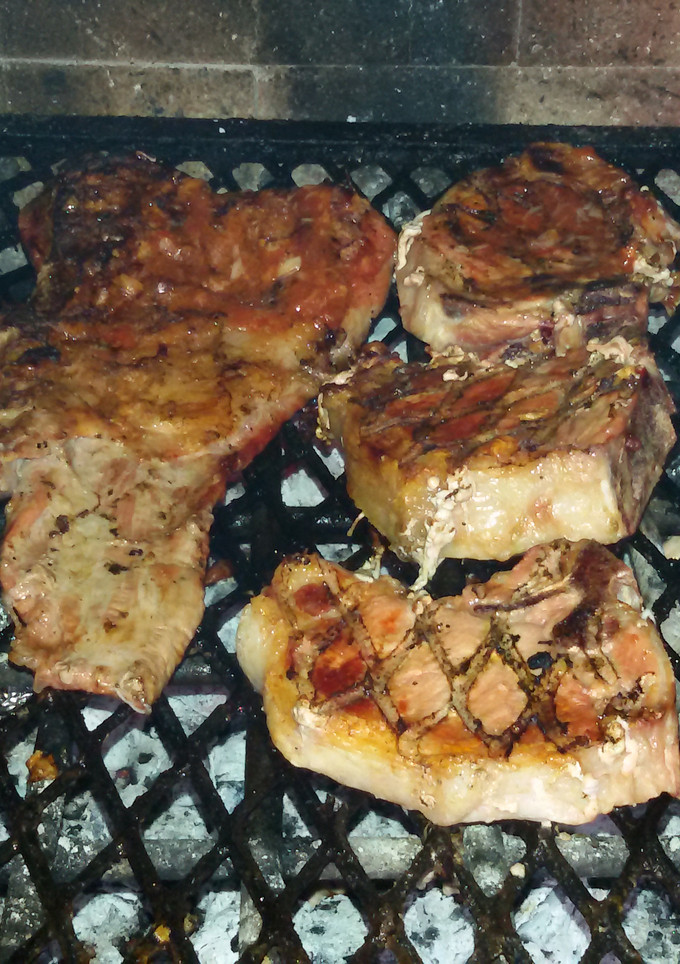 Una foto de Cerdo con salsa barbacoajo