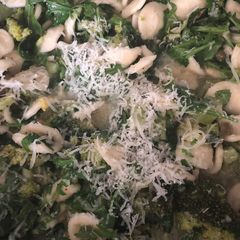 One pot pasta with broccoli A picture of One pot pasta with broccoli.