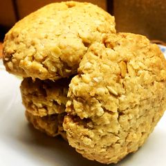 A picture of COCONUT OATMEAL COOKIES#bakedsnack.