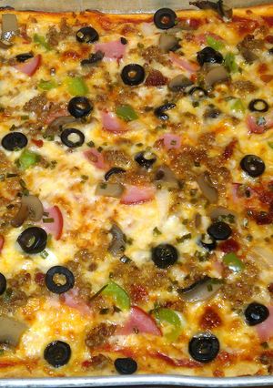 A picture of Denise's Quick Pizza.