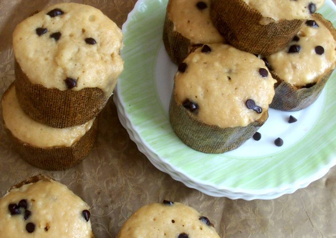 Banana Chocolate Chip Muffins (Microwave)