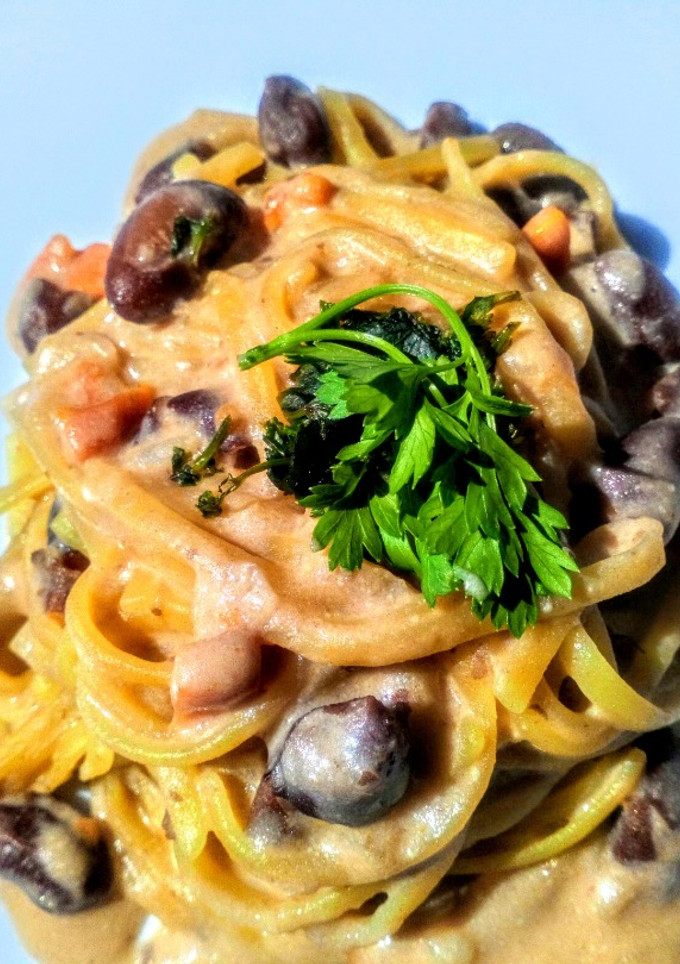 Una foto de One pot pasta con Porotos Colorados