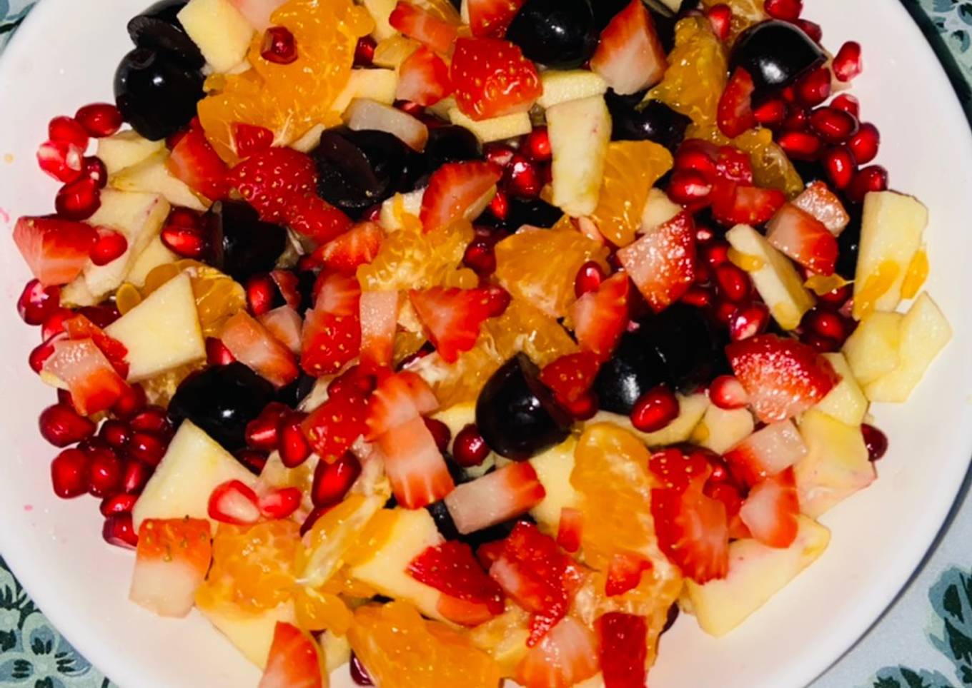 Mix fresh fruit bowl