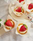 不回縮「原味杯子蛋糕」加了草莓奶油超可愛♡
