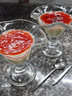 Una foto de Panacota/Panna cotta