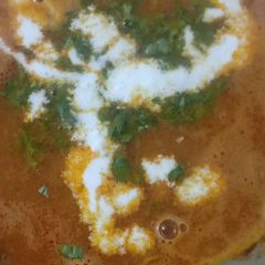 A picture of Onion and tomato gravy.