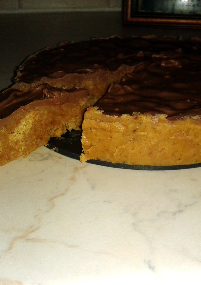 A picture of chocolate fudge squares.