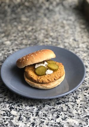 Una foto de Hamburguesa de garbanzos🍔