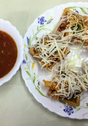 A picture of Italian pasta canapes chaat.