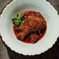 A picture of Cinnamon Chicken.