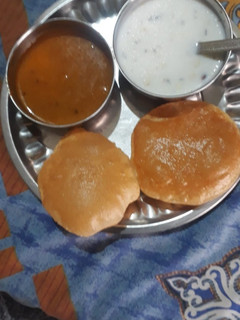 उड़द की दाल की कचौड़ी(udad ki dal kachori recipe in hindi) रेसिपी मुख्य फोटो