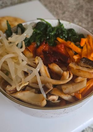 Una foto de Bibimbap (a mi manera)