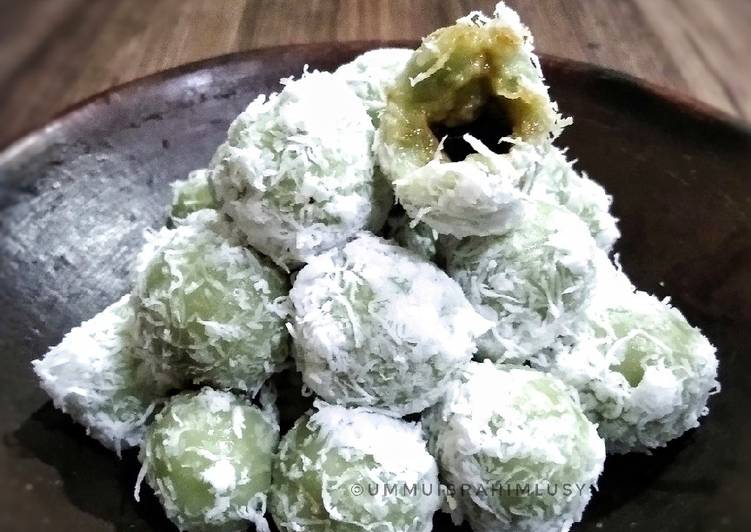 Cara Gampang Membuat Klepon, Lezat Sekali