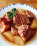 Thịt Kho Củ Cải Trắng