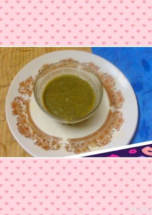 A picture of Dhania Nimbu Chutney.