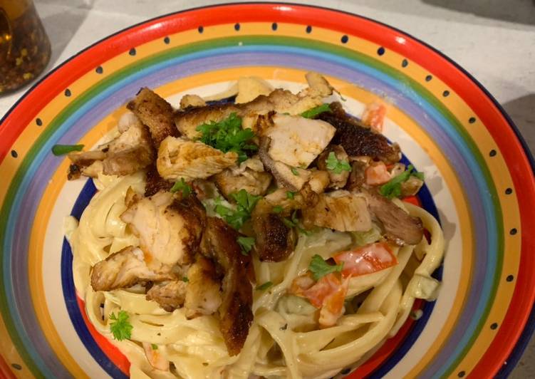 How to Prepare Delicious Creamy chicken pasta