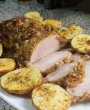 Lomo al horno a la mostaza y miel con cebolla y su salsa