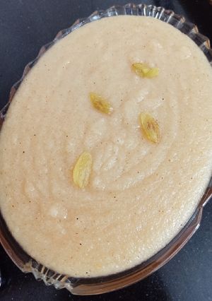 A picture of Sooji Ka Halwa 😋😋.