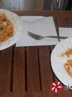 Φωτογραφία της συνταγής Spaghetti alla Vesuviana. Ένα “ηφαίστειο” στο πιάτο σας