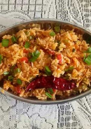 A picture of Schezwan fried rice.