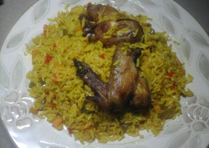 Fried rice&amp; chicken wings&hellip;#Abujamoms
